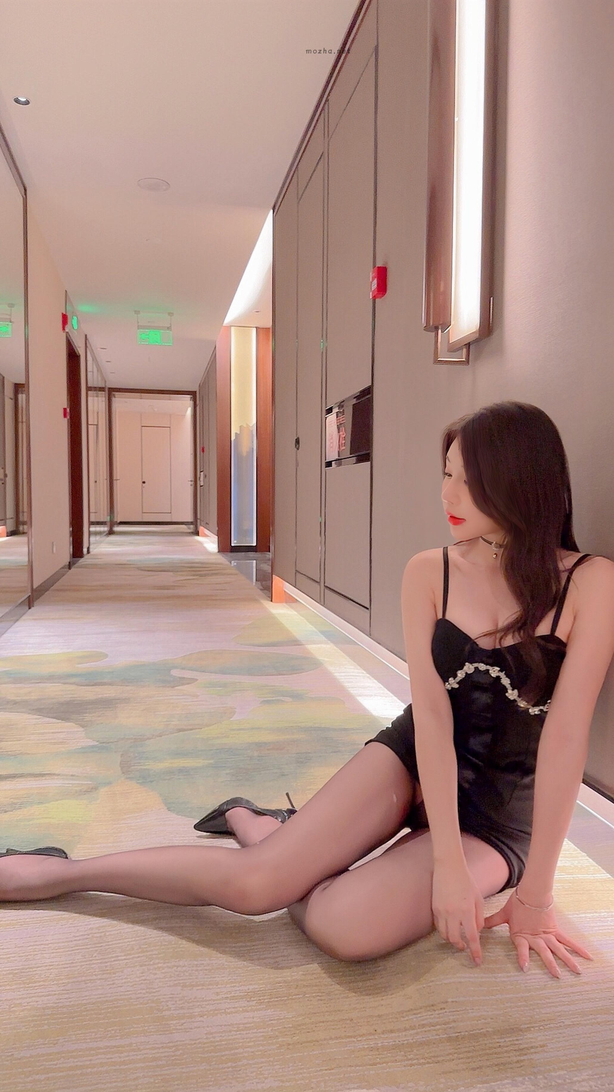 徐莉芝 – 长腿丝诱 【39P】